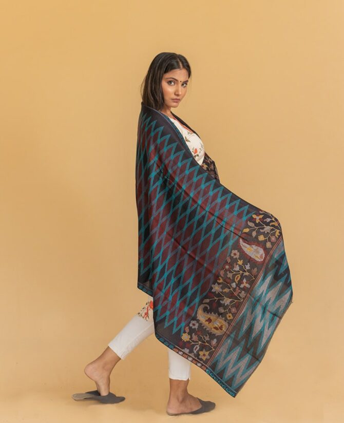 Pure Pashmina Full Kani Stole | Black Pashmina Stole Online | Kashmiri Stoles Online - Luxury Pashmina