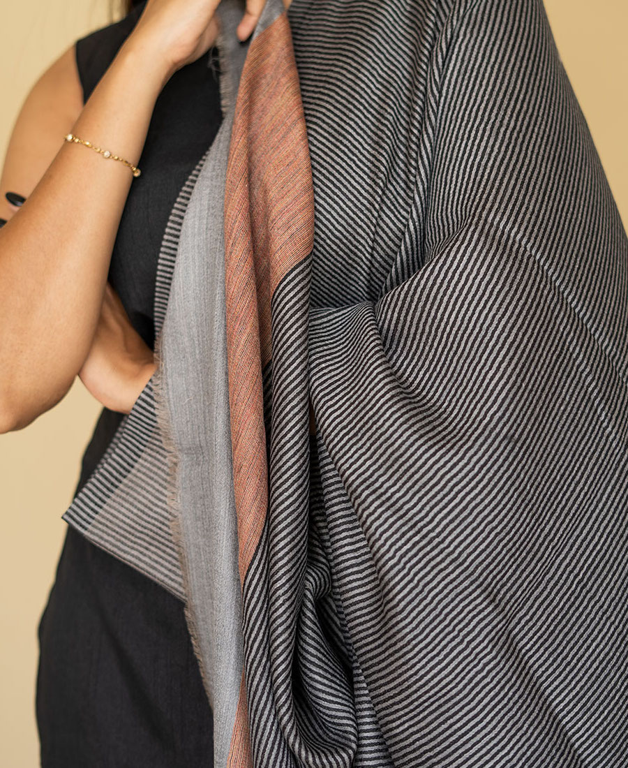 Pashmina Lining Stole Striped Pallu | Authentic Kashmiri Wrap | Original Pashmina Fabric - Luxury