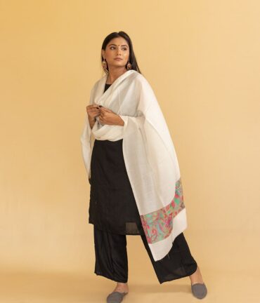 Pure Pashmina Stole with Kani Work Border | White Pashmina Stoles Online | Original Pashmina Fabric - Luxury Pashmina